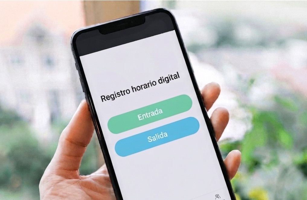 Registro horario digital obligatorio: cómo afectará a las cooperativas